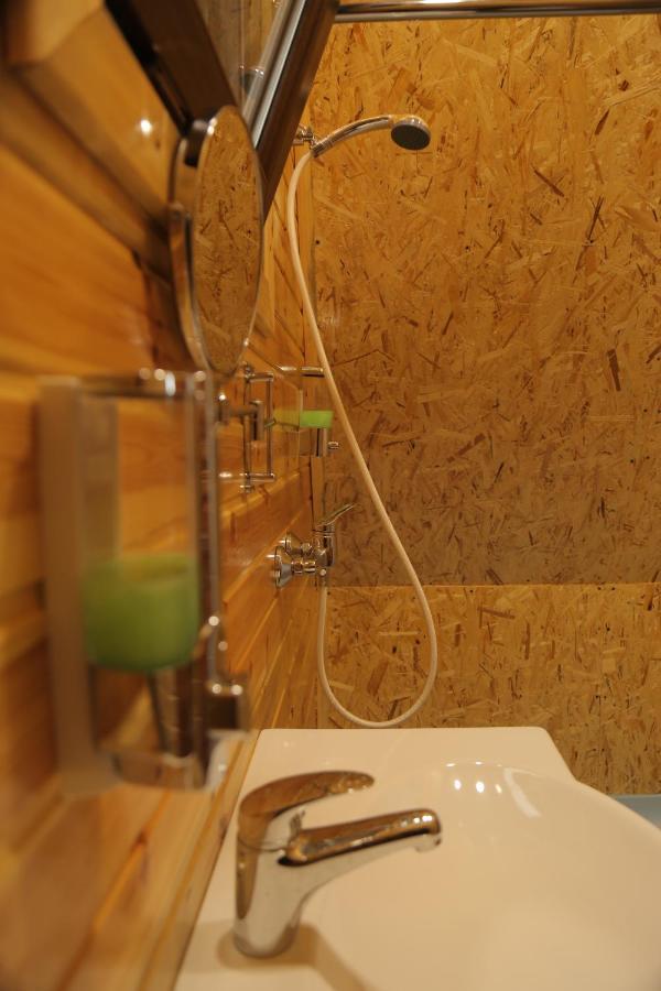 Glamping Wolf Mount Vila Margahovit Exterior foto