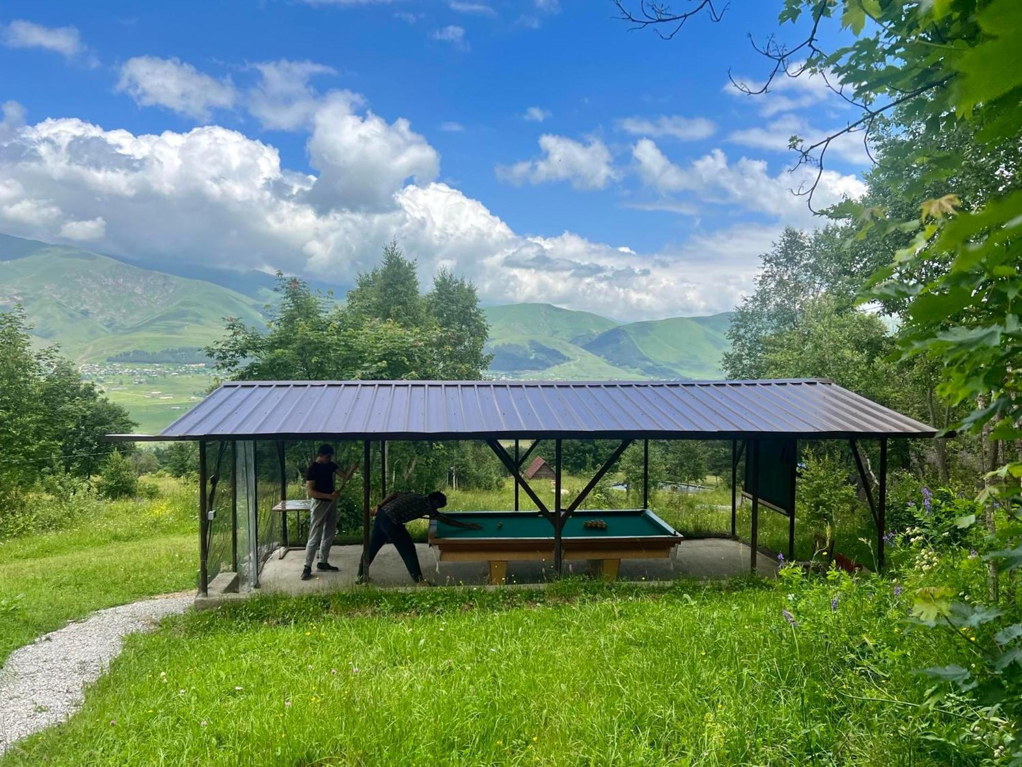Glamping Wolf Mount Vila Margahovit Exterior foto