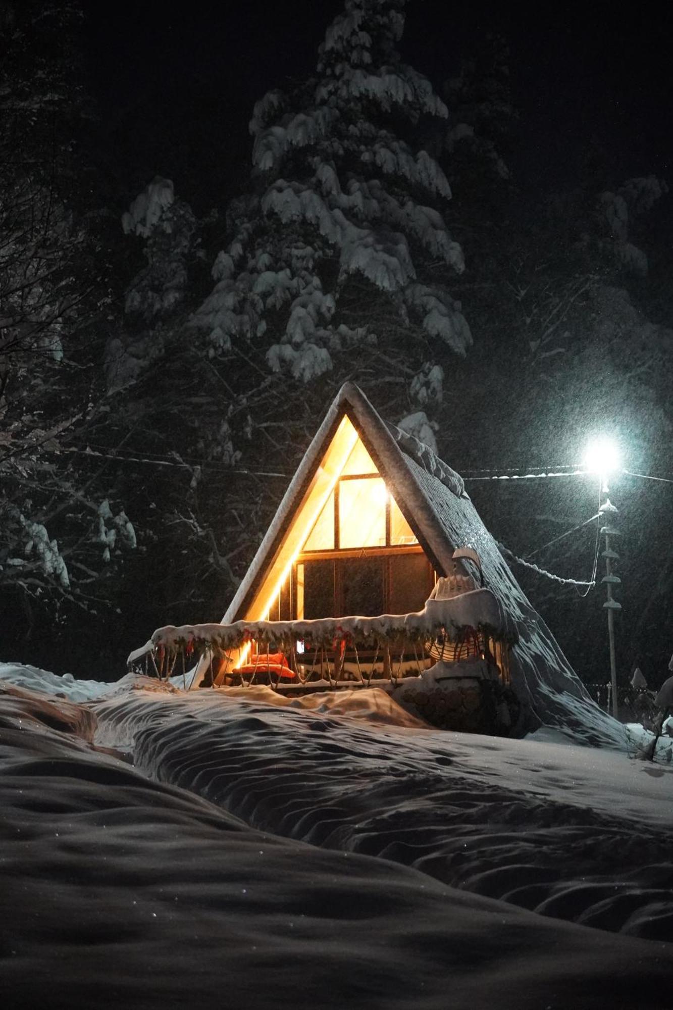 Glamping Wolf Mount Vila Margahovit Exterior foto